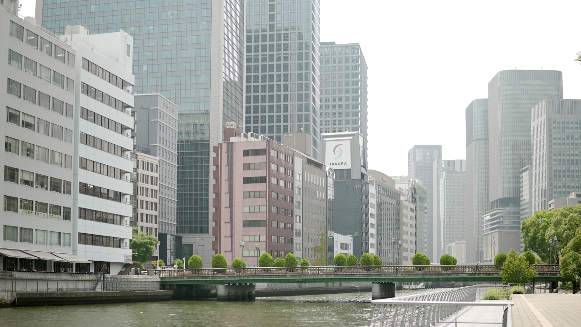 【2025年最新版】堂島・中之島エリアの小規模オフィス賃料相場とエリアガイド